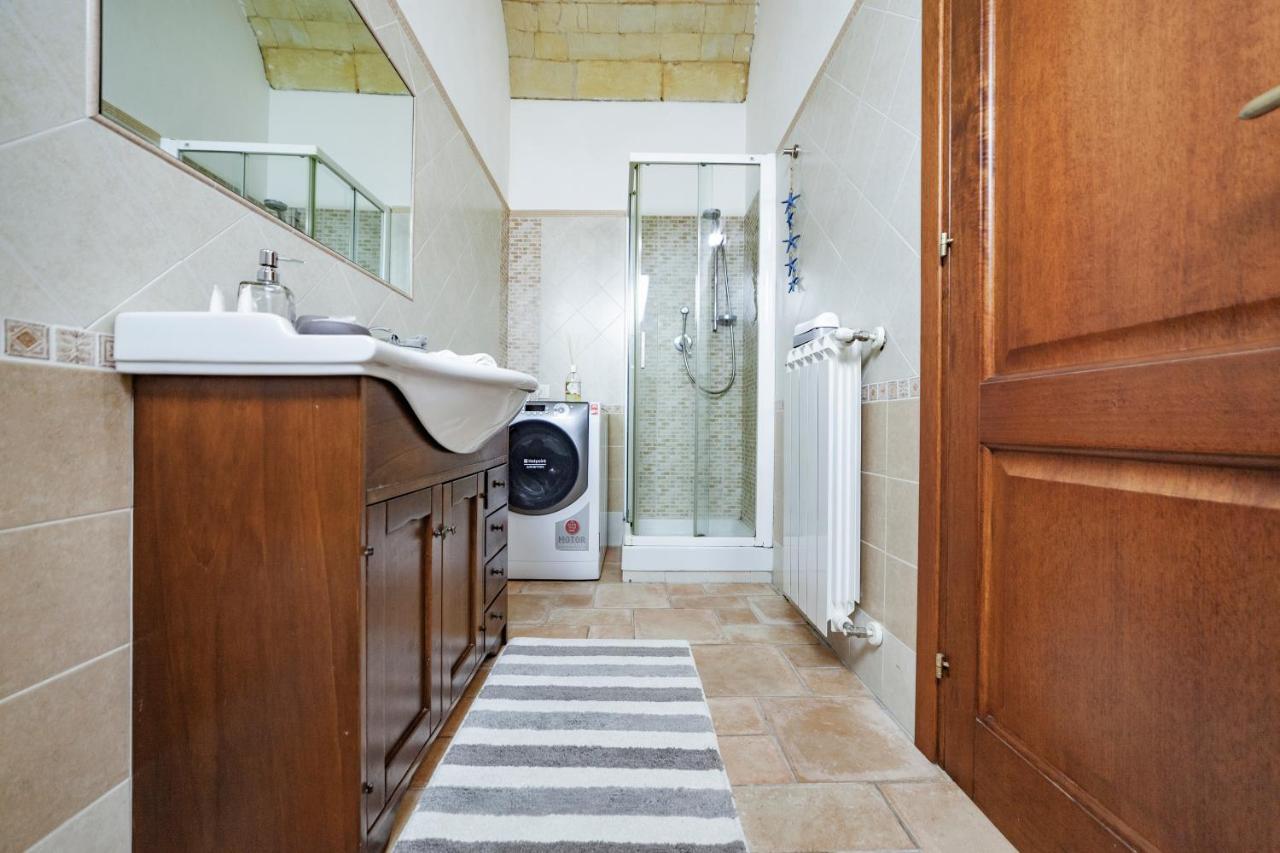 Suite Home Al Centro Di Sassari Dış mekan fotoğraf