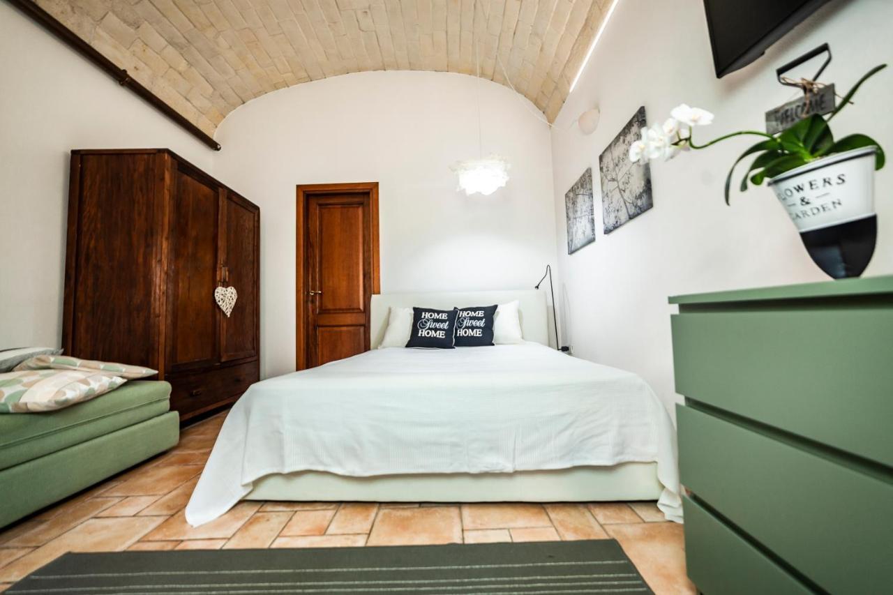 Suite Home Al Centro Di Sassari Dış mekan fotoğraf