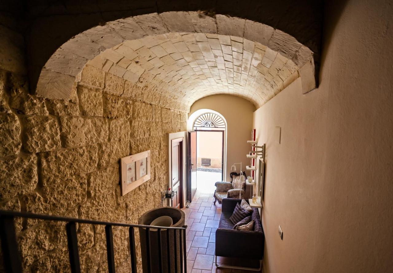 Suite Home Al Centro Di Sassari Dış mekan fotoğraf